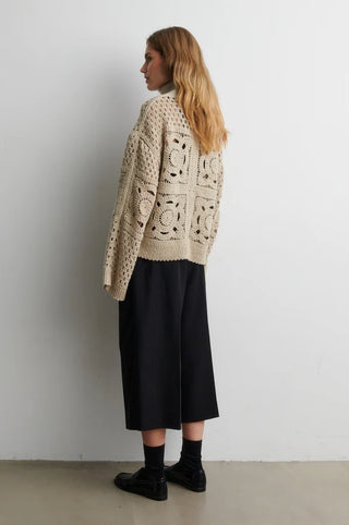 Sella Cropped Trousers_August