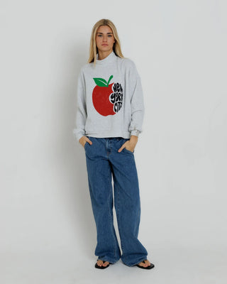 NYC APPLE BITE - MOCKNECK